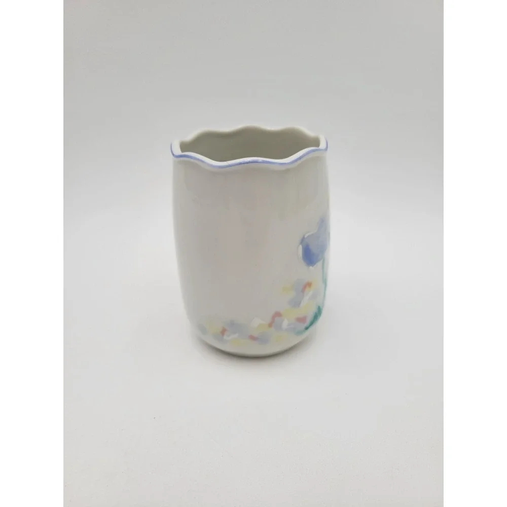 Saturday Knight Ltd Tumbler Laurette Japan Blue Flowers Vintage